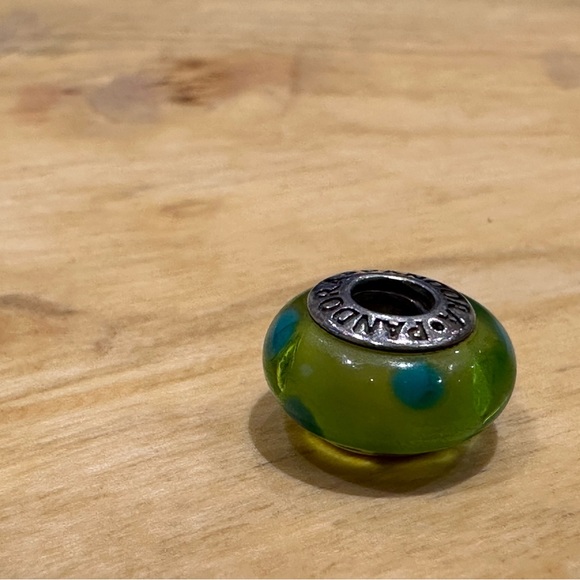 Authentic Pandora bead - Picture 2 of 4